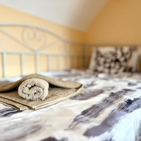 Thermae Loft * فارنا