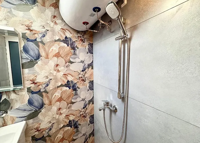 Thermae Loft * فارنا